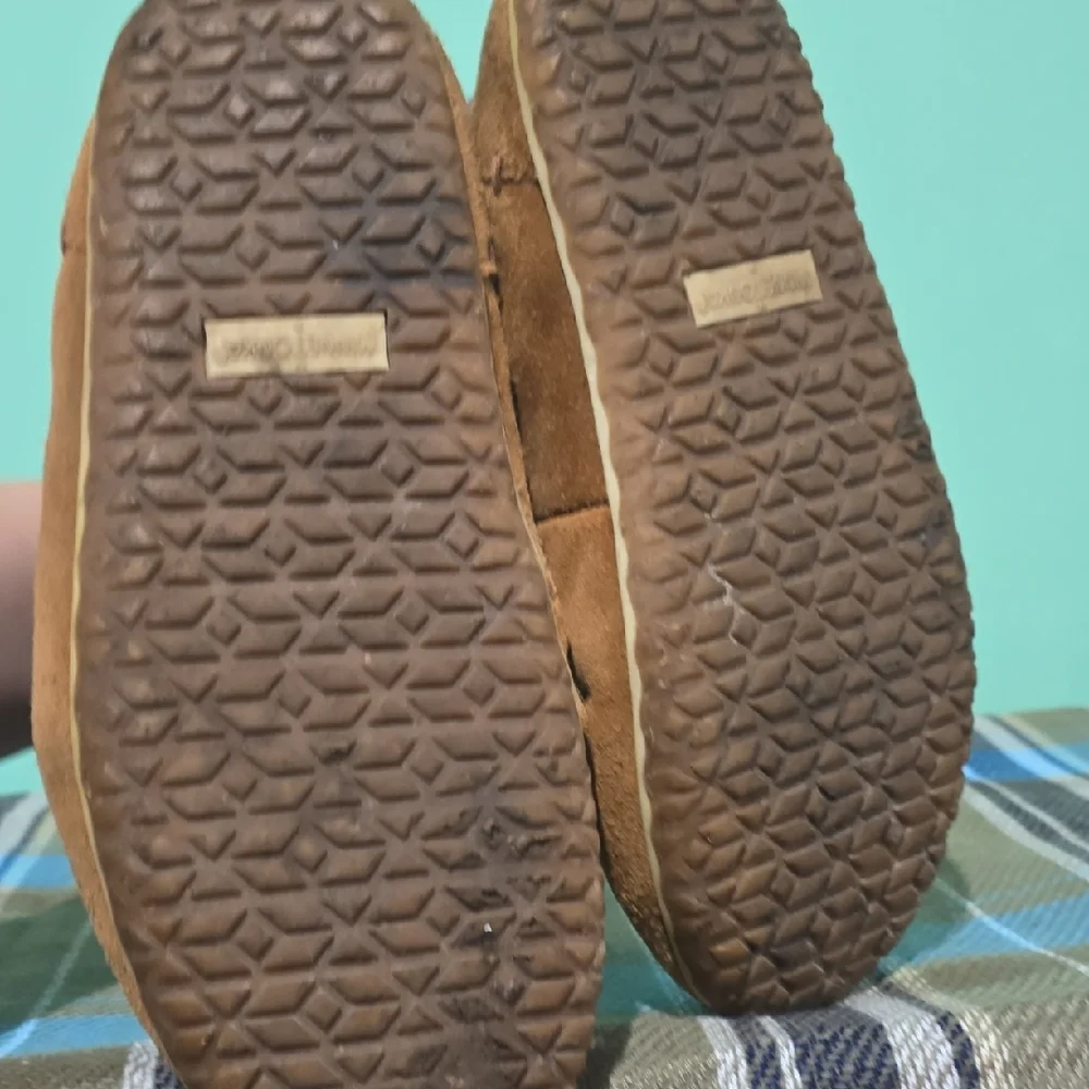Minnetonka Torrey Moccasin Slippers/Boots - Picture 7 of 7
